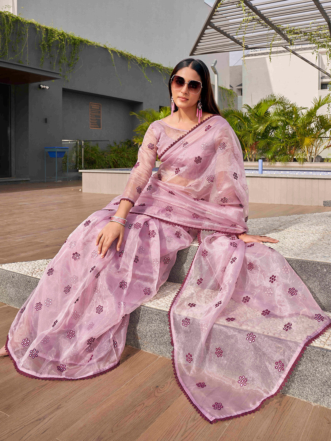 Tikhi Imli Ethnic Motifs Mirror Work Organza Saree - Distacart