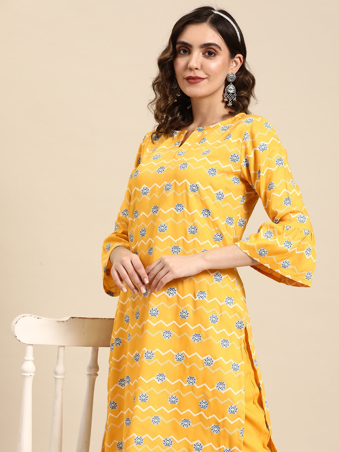 Sangria Women Ethnic Motifs Printed Straight Kurta with Solid Trousers - Distacart