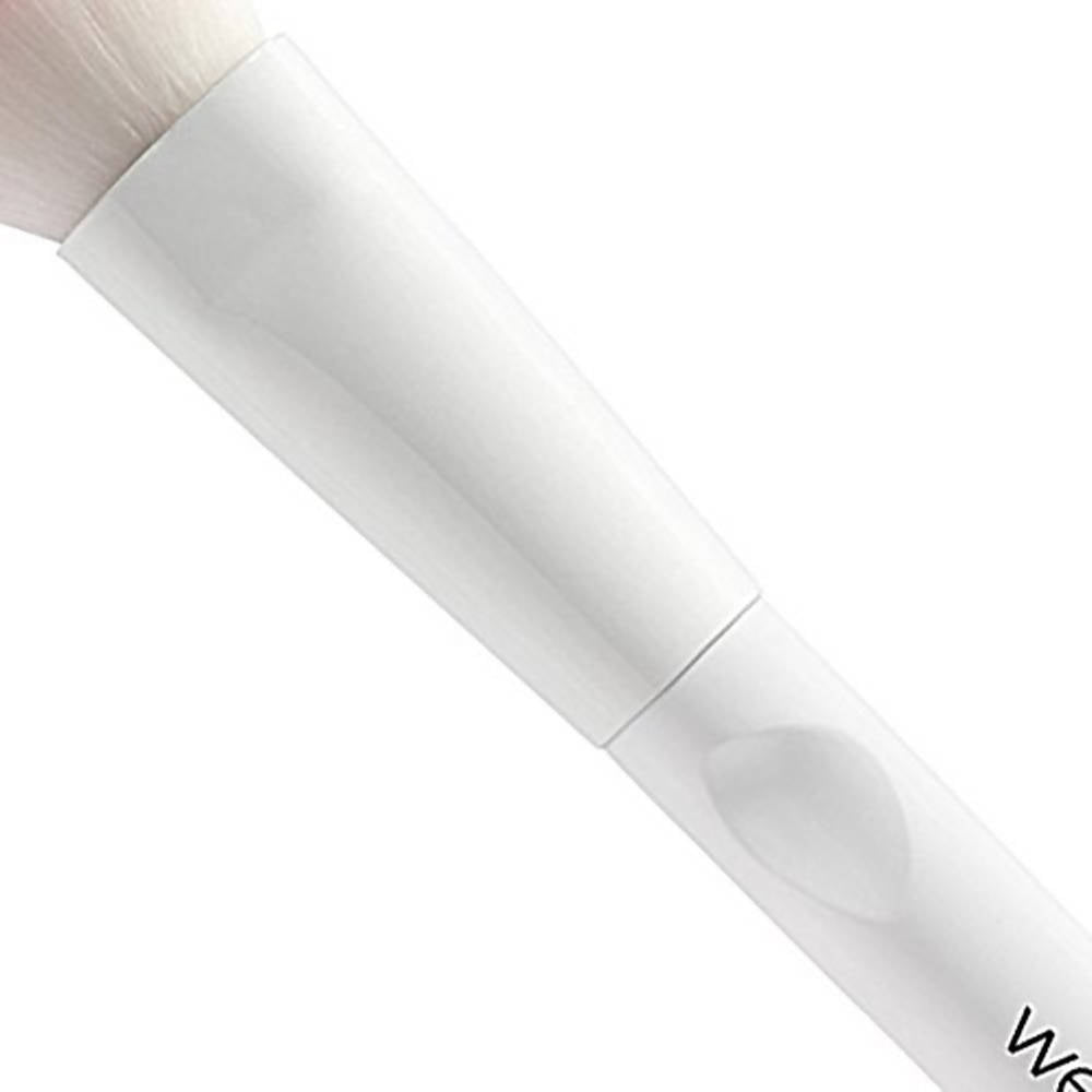 Blush Brush
