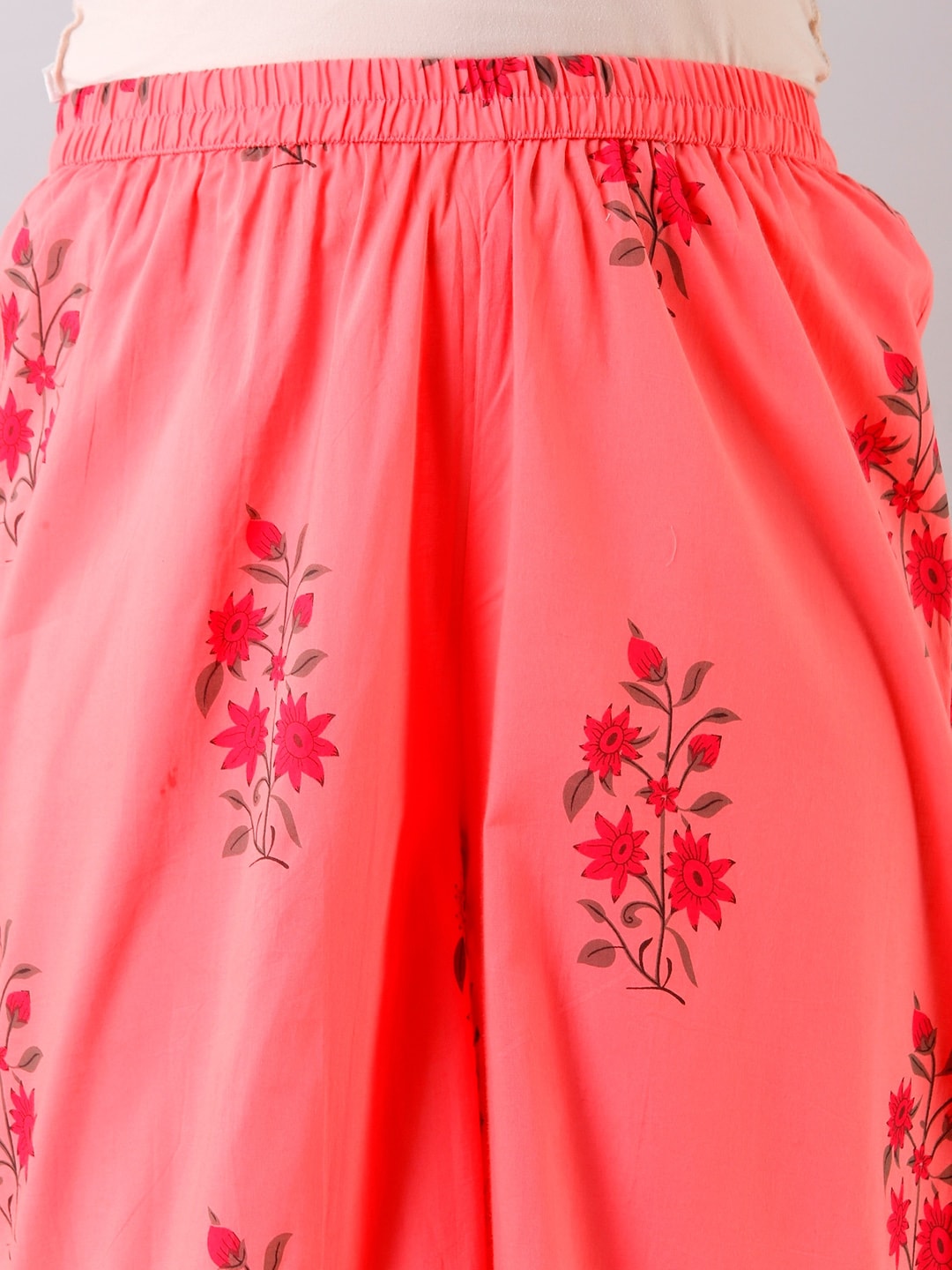 HERE&NOW Floral Printed Gotta Patti Regular Kurta with Palazzos - Distacart