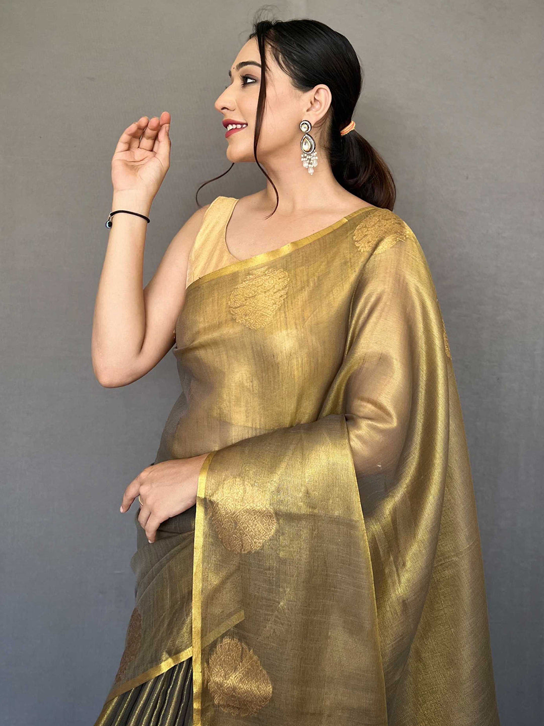 Mitera Gold-Toned Woven Design Zari Tissue Saree - Distacart