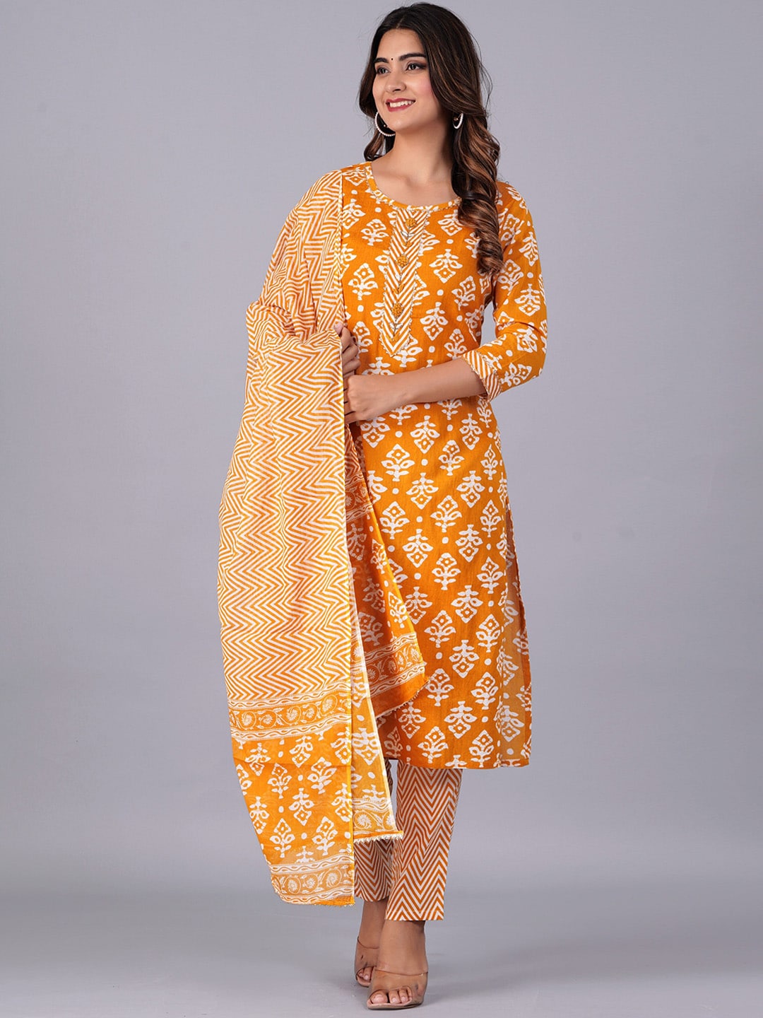 Kalini Floral Printed Gotta Patti Straight Kurta With Trousers & Dupatta - Distacart