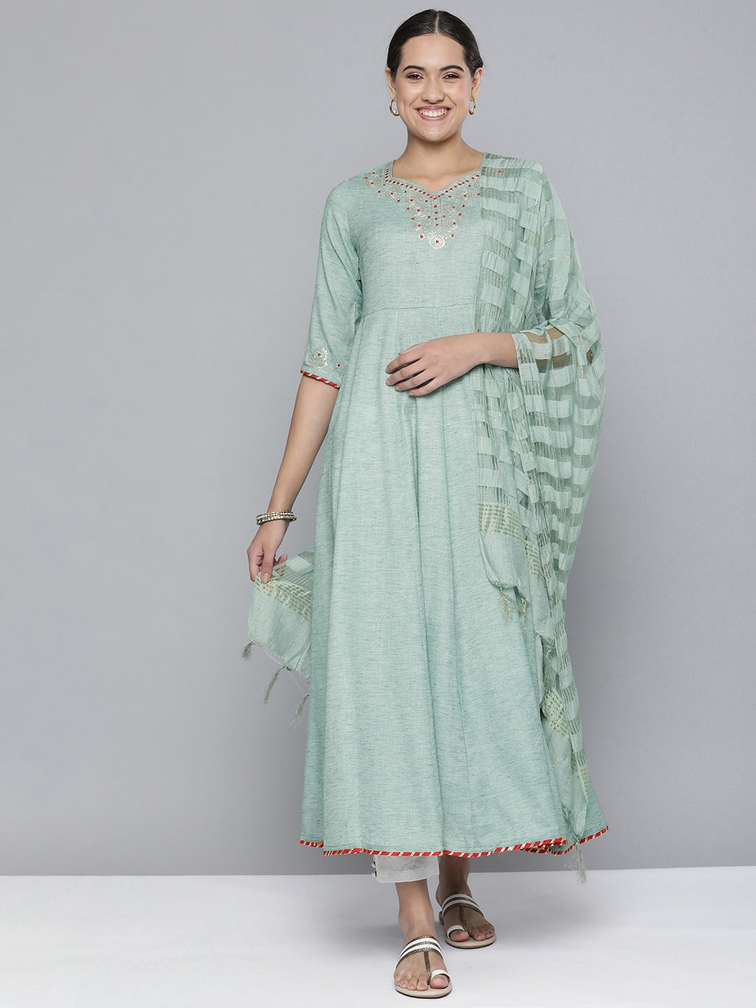 HERE&NOW Women Embroidered Ethnic Motifs Yoke Design Anarkali Kurta - Distacart