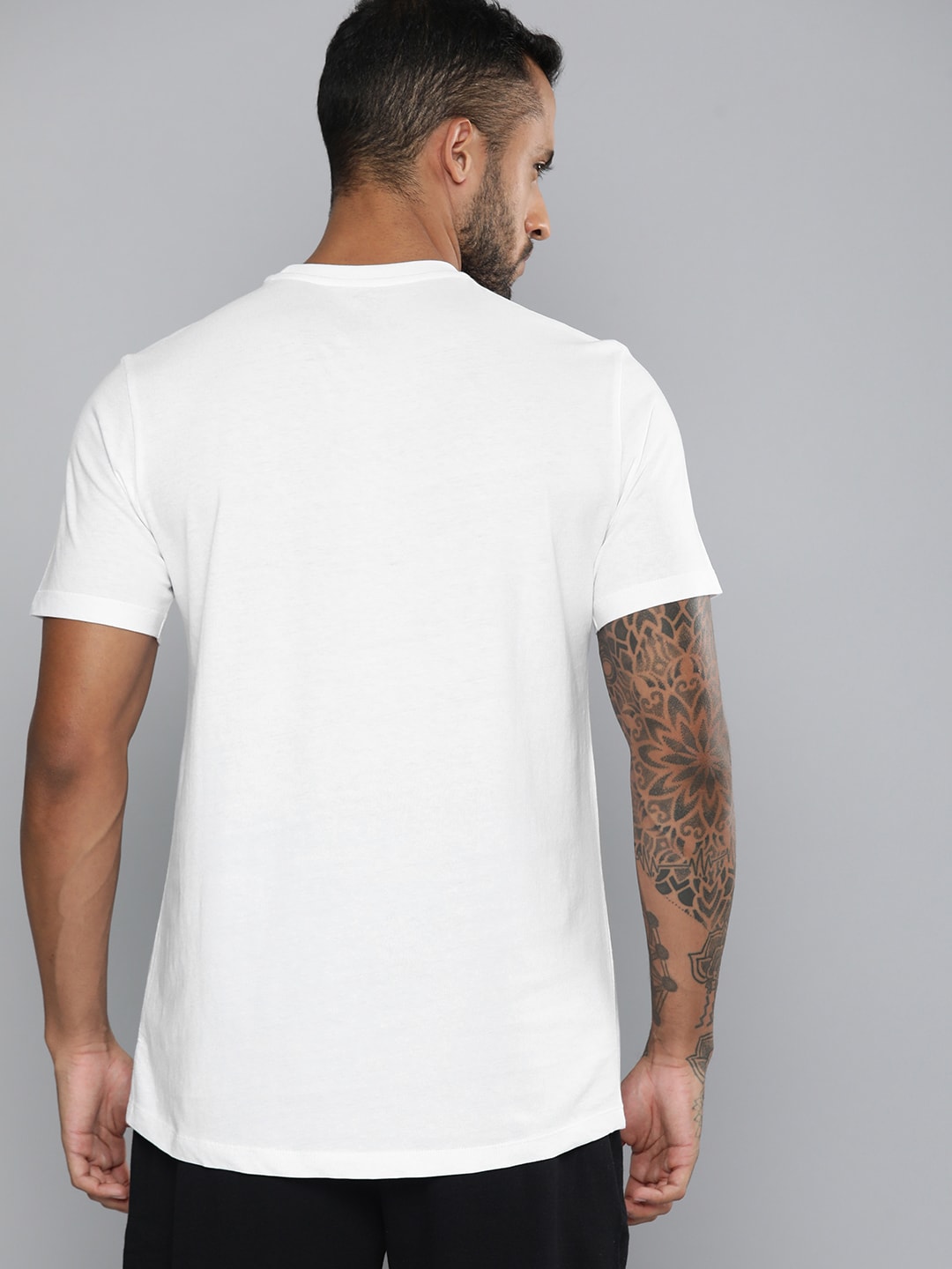 HRX by Hrithik Roshan Men White Typography Print Detail Pure Cotton T-shirt - Distacart
