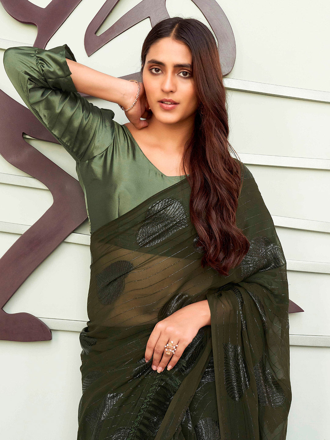 Tikhi Imli Green Floral Embellished Saree - Distacart