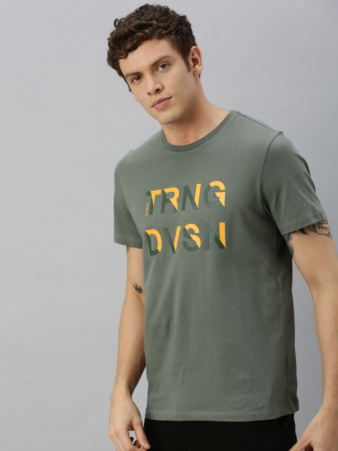 HRX by Hrithik Roshan Men Olive Green Printed Bio-Wash Training Tshirt - Distacart