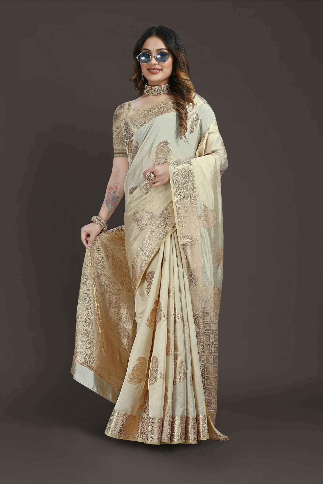Off White Pure Raw Silk Zari Woven Saree with Unstitched Blouse Piece - Alisha - Distacart