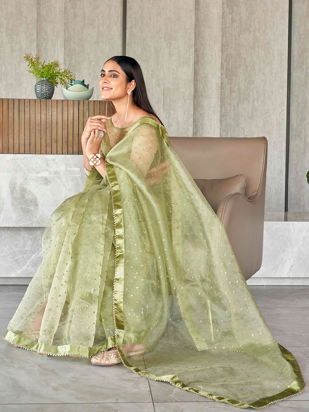 Tikhi Imli Sequinned Organza Saree - Distacart