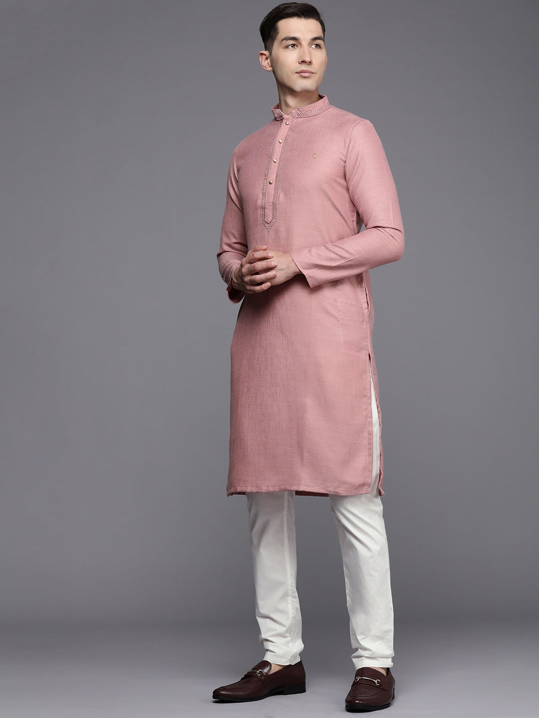 Manyavar Men Pink Solid Kurta with Pyjamas - Distacart