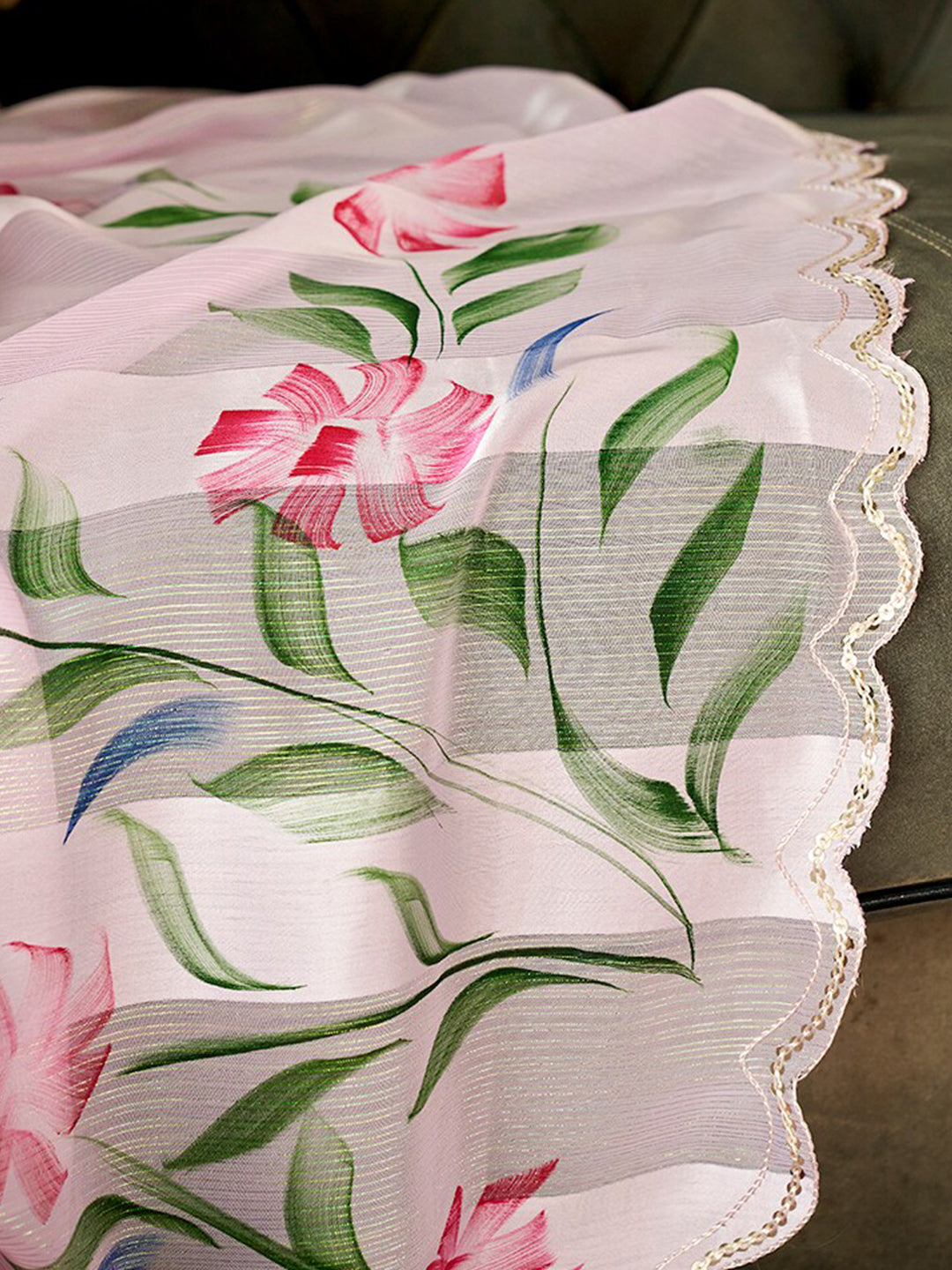 Tikhi Imli Floral Printed Sequinned Saree - Distacart