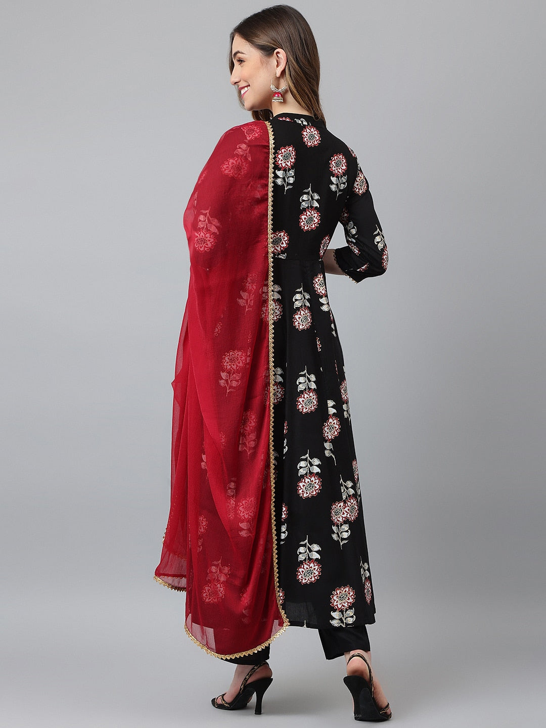 Khushal K Women Black Floral Printed Gotta Patti Kurta with Trousers & With Dupatta - Distacart