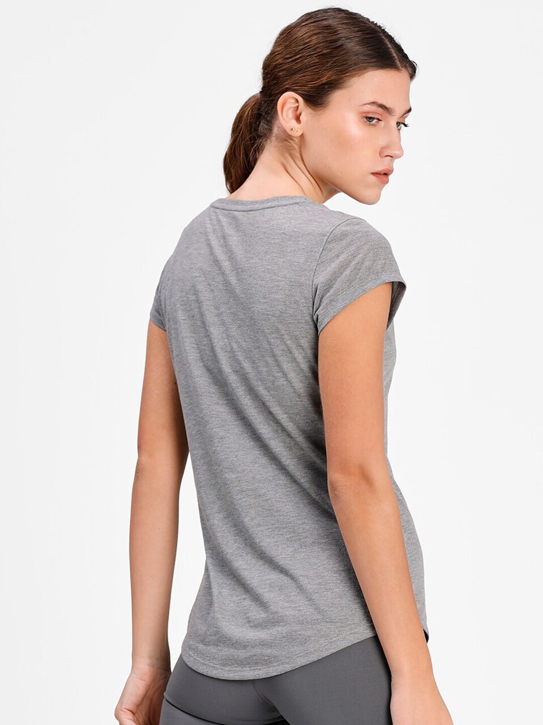 Puma Women Grey Melange & Black Performance Heather Cat Training Tee - Distacart