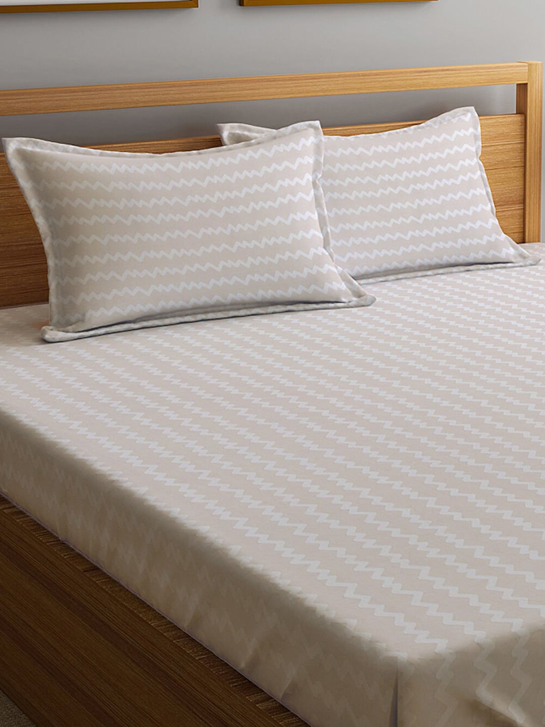 KLOTTHE Abstract-Printed 300TC Fitted King Bedsheet With 2 Pillow Covers - Distacart