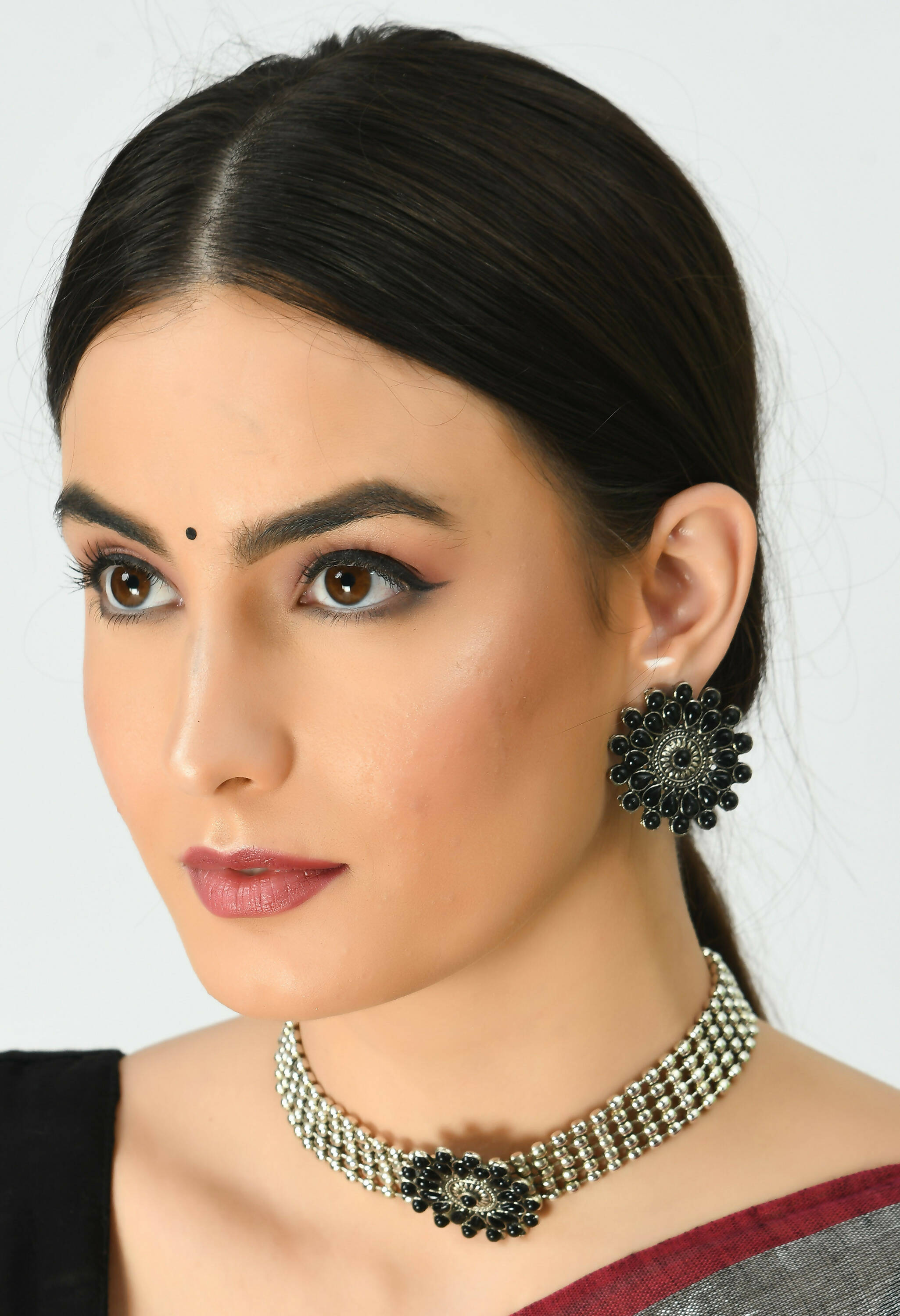 Mominos Fashion Johar Kamal Oxidised Silver-Plated Brass Finish Kundan Choker For Women (Black) - Distacart