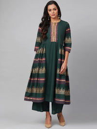 Thumbnail for NOZ2TOZ Green & Golden Block Printed Kurta - Distacart