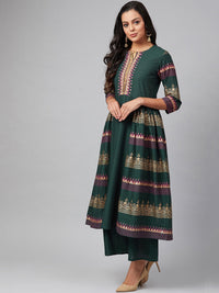 Thumbnail for NOZ2TOZ Green & Golden Block Printed Kurta - Distacart