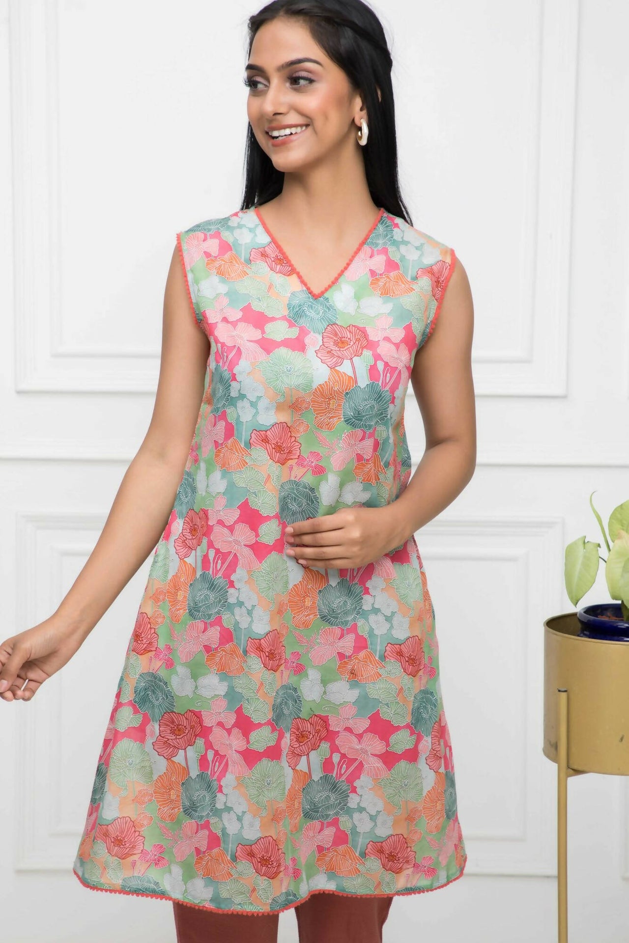 Myshka Women Multi Floral Rayon A-Line V-Neck Kurtis - Distacart