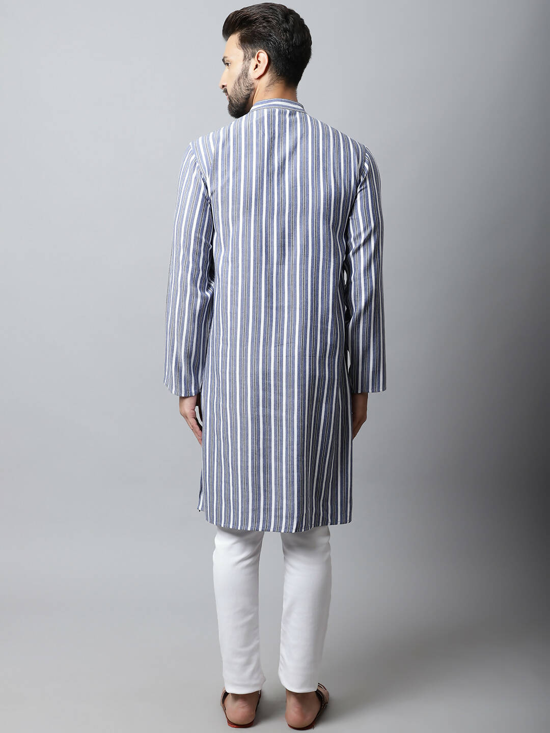 Even Apparels Blue Color Pure Cotton Men's Kurta With Band Collar (STR1168) - Distacart