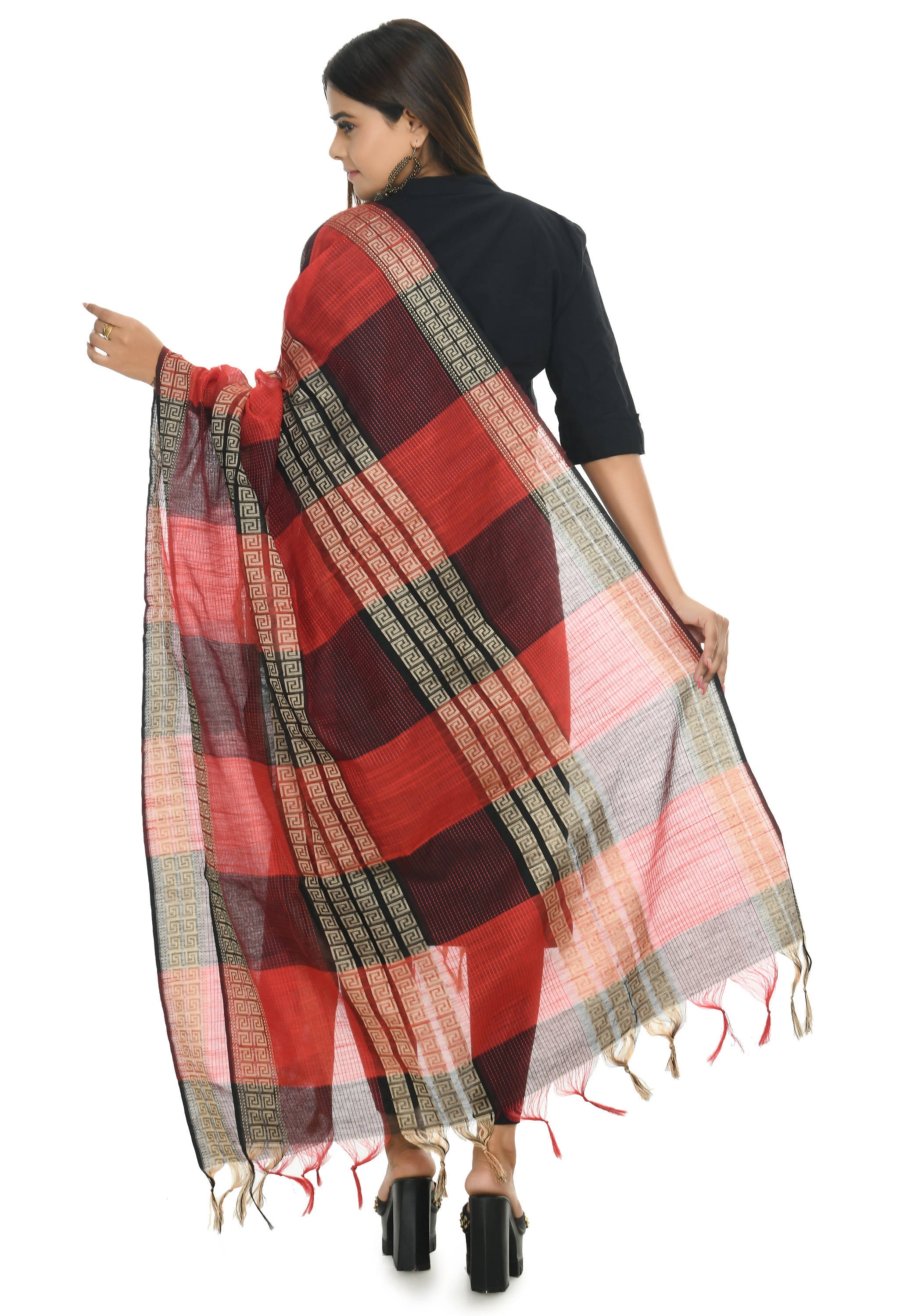 Mominos Fashion Moeza Handloom Cotton Red Tone Dupatta - Distacart