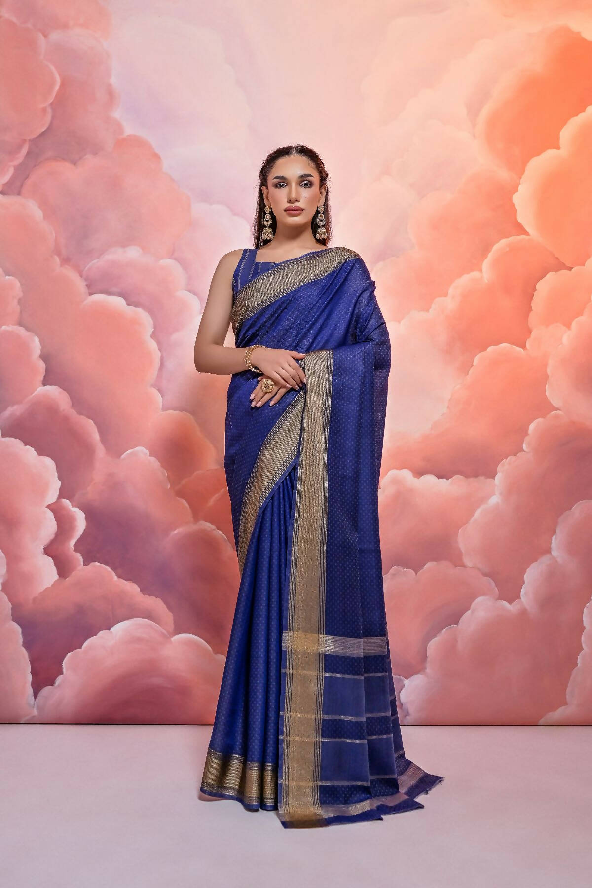 Vishnu Weaves Women's Blue Cotton Self Weaving Saree with Blouse - Distacart