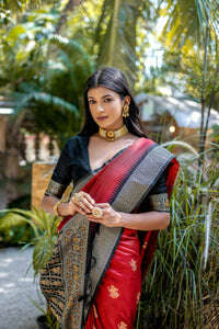 Thumbnail for Vishnu Weaves Women's Red Tussar Silk Zari Woven Saree with Blouse - Distacart