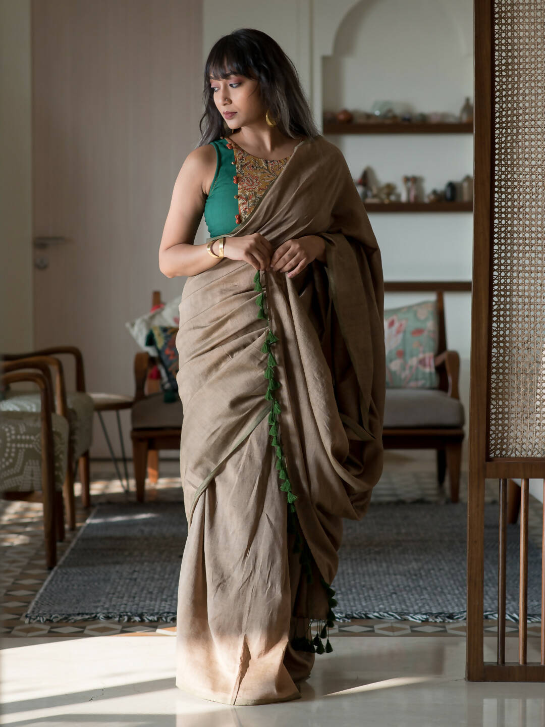 Suta Taupe Solid Cotton Blend Saree - Distacart