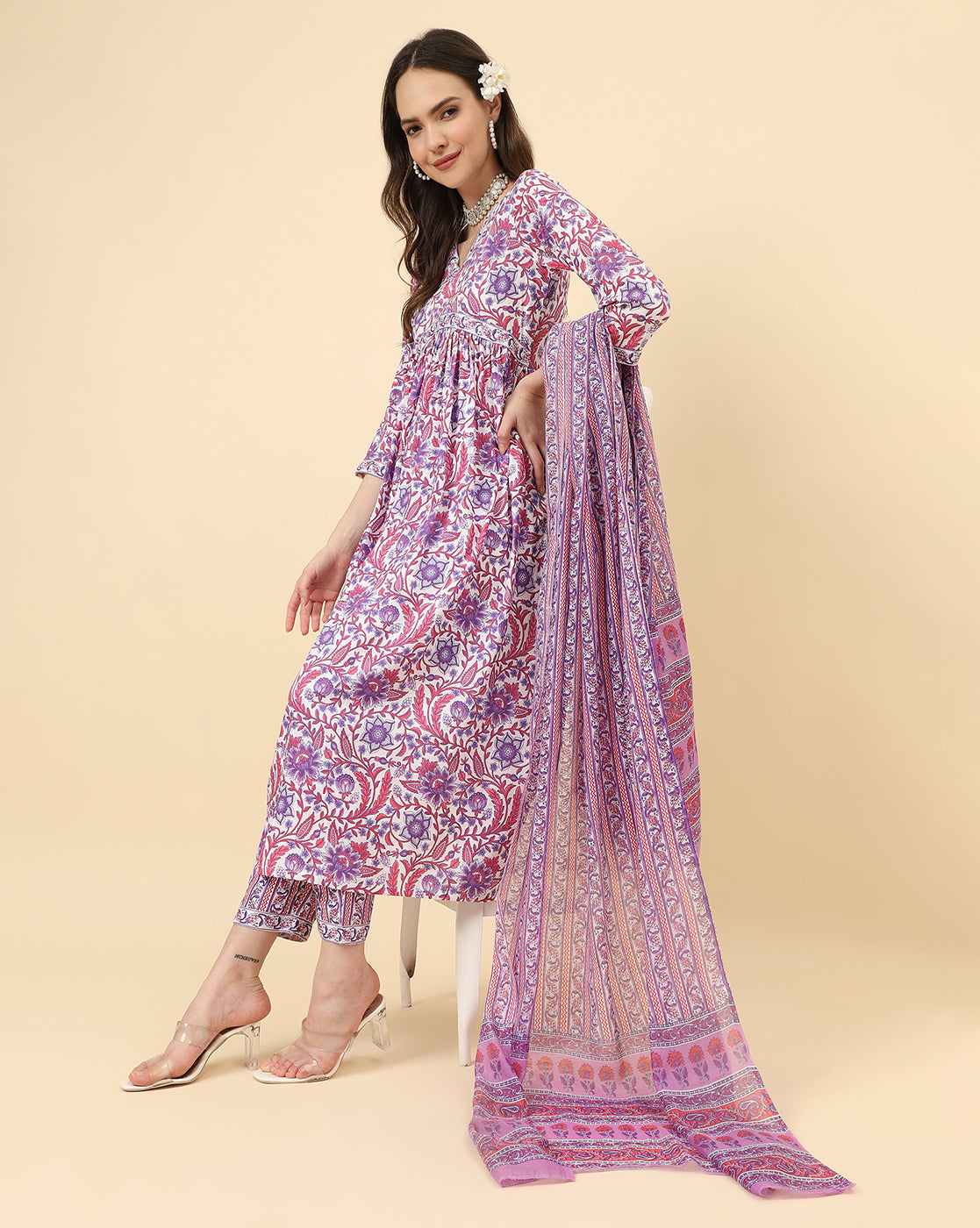 Varanga Women White Viscose Rayon Printed Regular Kurta With Trousers & Dupatta - Distacart