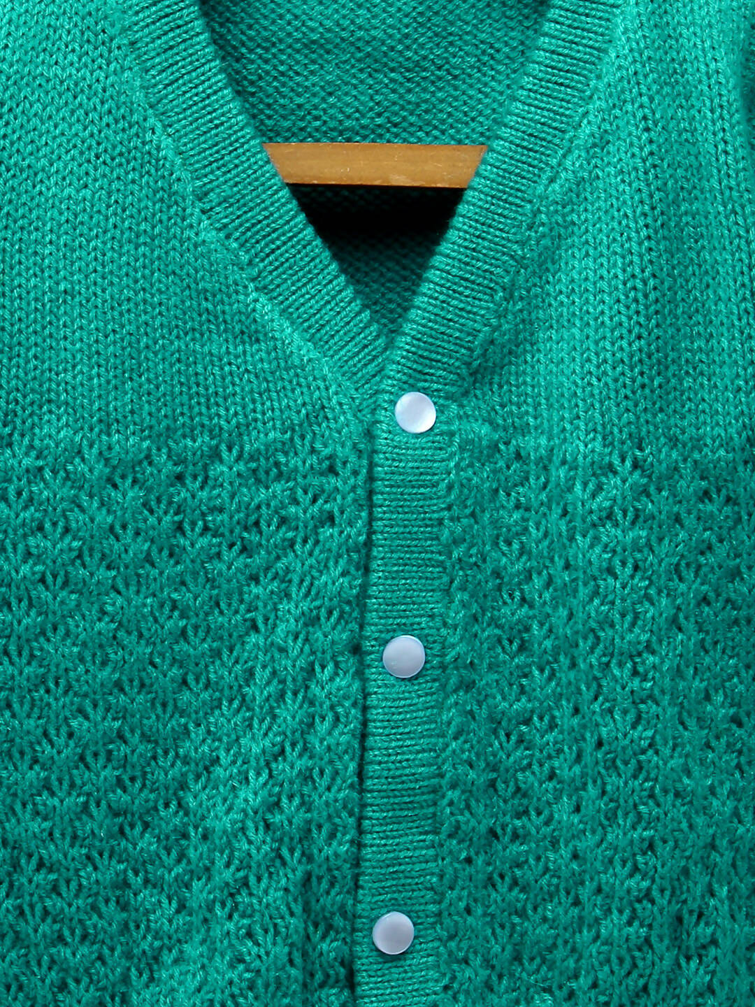 Chutput Kids Cute Green Coloured Solid Pullover Sweater - Distacart