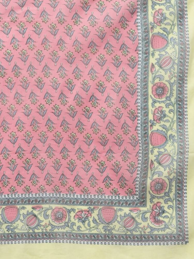 Yufta Pink printed kurta with Trouser & Dupatta Set