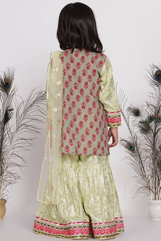 Little Bansi Banarsi Cotton Turkish Lacework Kurta with Foil Sharara & Dupatta - Green - Distacart