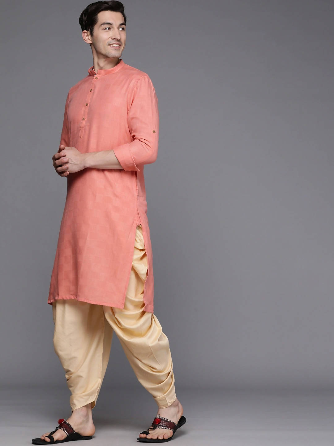 Manyavar Men Peach-Coloured Mandarin Collar Self Design Kurta - Distacart