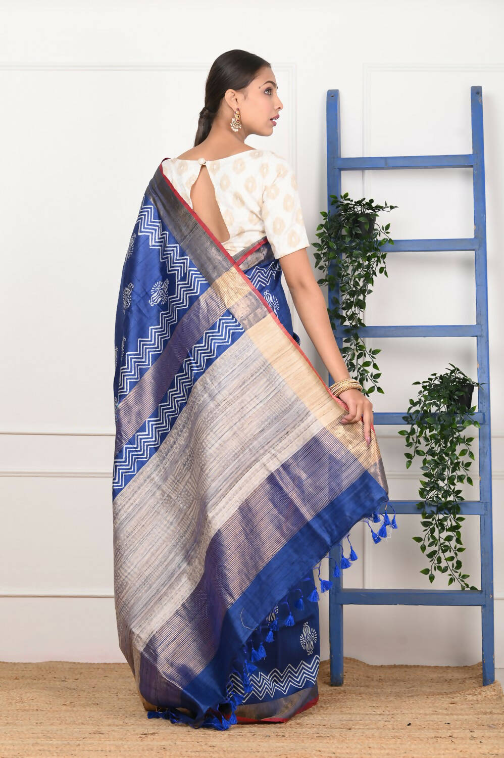 Very Much Indian Handloom Pure Tussar Silk Saree With Floral Prints - Blue - Distacart