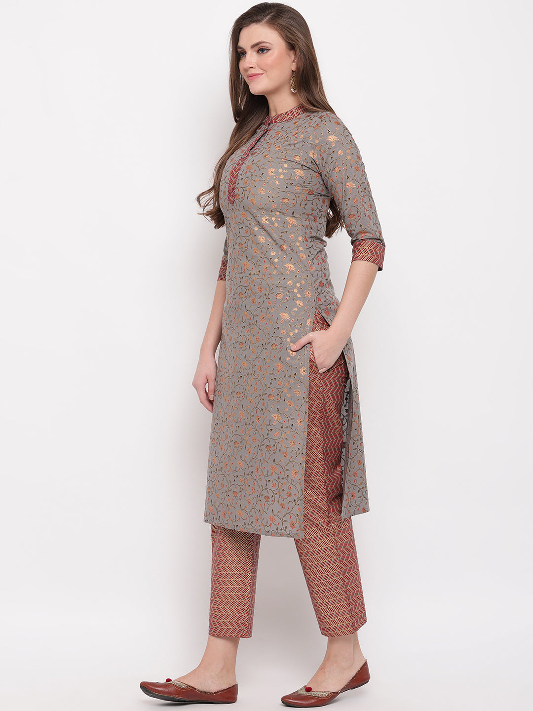 NOZ2TOZ Women's Foil Print & Hand Work Straight Cotton Grey Kurti - Distacart