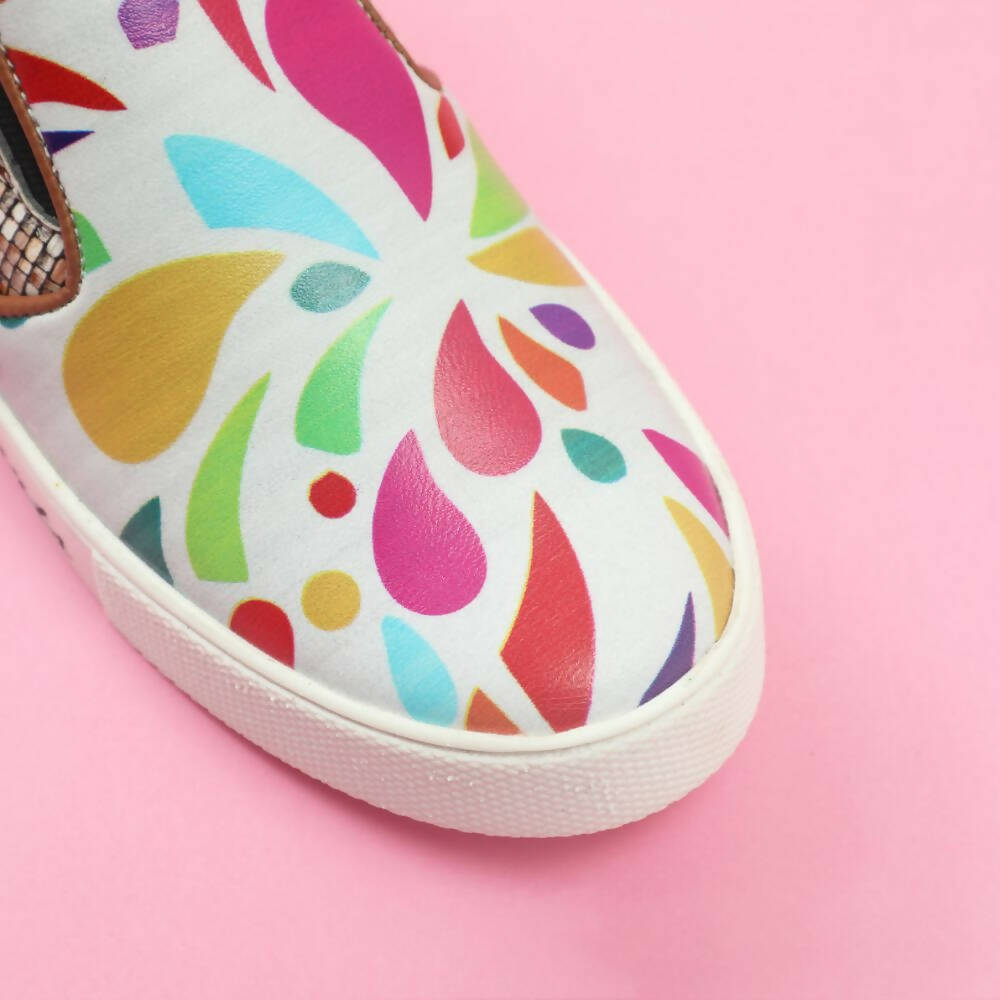 Tiny Bugs Girls Multi Printed Slip Ons Sneakers - White - Distacart