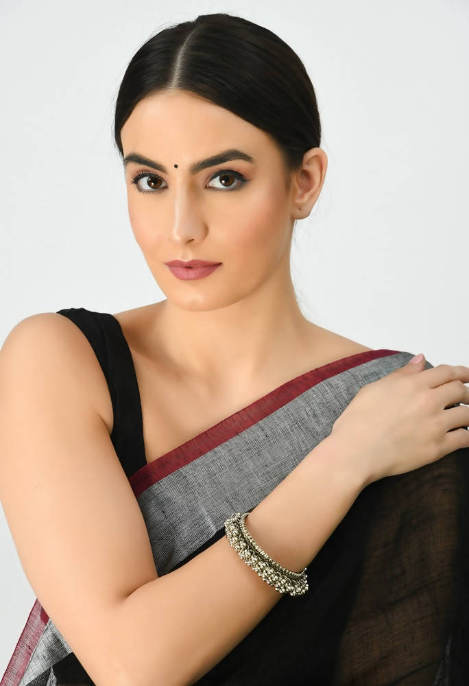 Mominos Fashion Kamal Johar Oxidised Silver-Plated Ghungroo Handcraft Bracelet