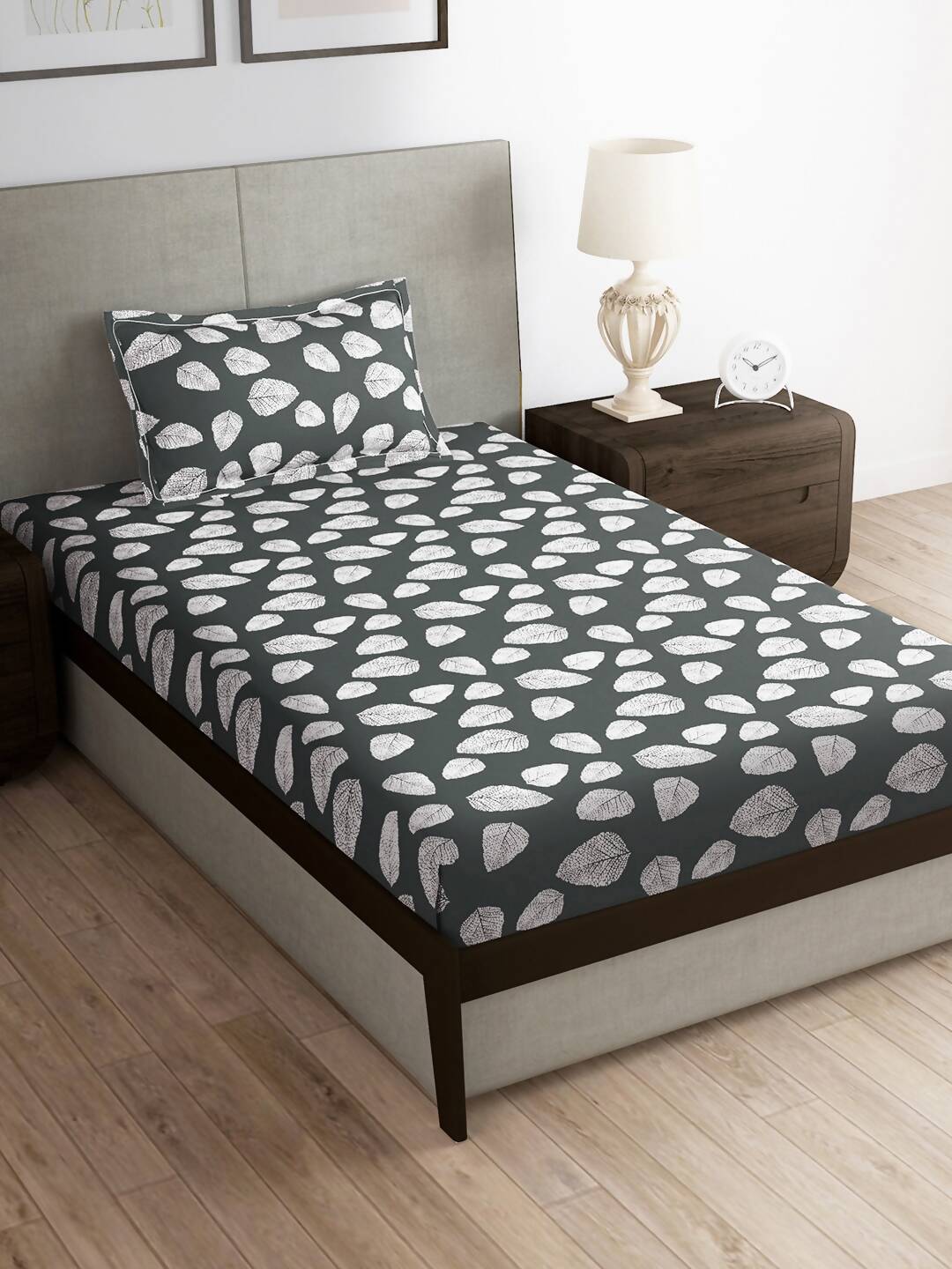 Story@home Arena Grey & White Floral Printed 180 TC Bedsheet & Pillow Covers - Distacart