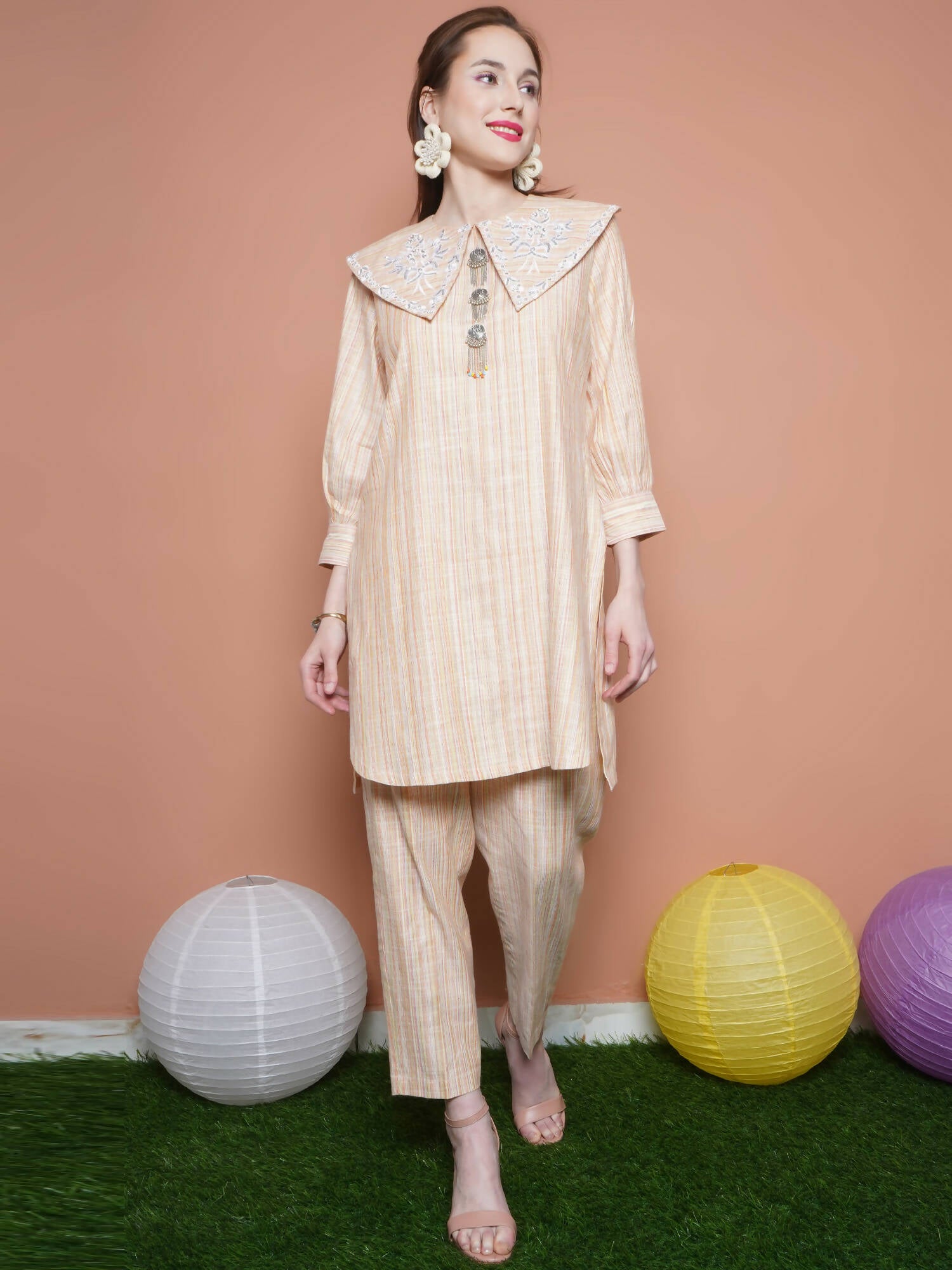 Women Republic Beige Striped Kurta Set - Distacart