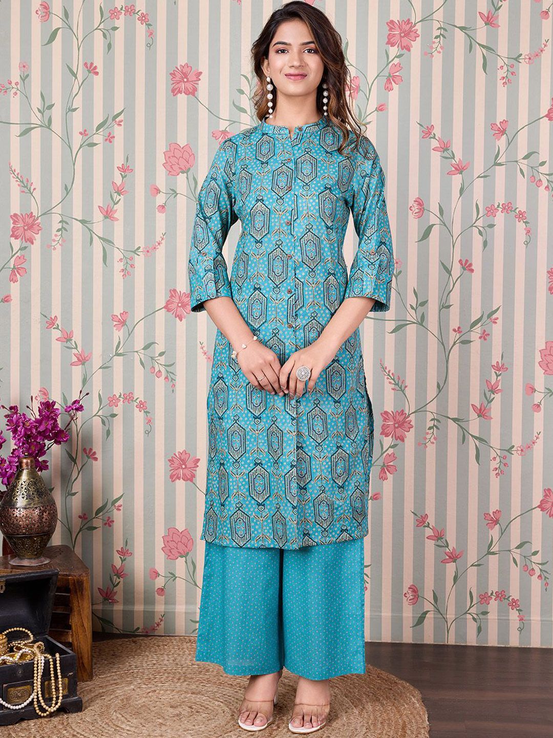 Ode by House of Pataudi Printed Regular Pure Cotton Kurta with Trousers - Distacart
