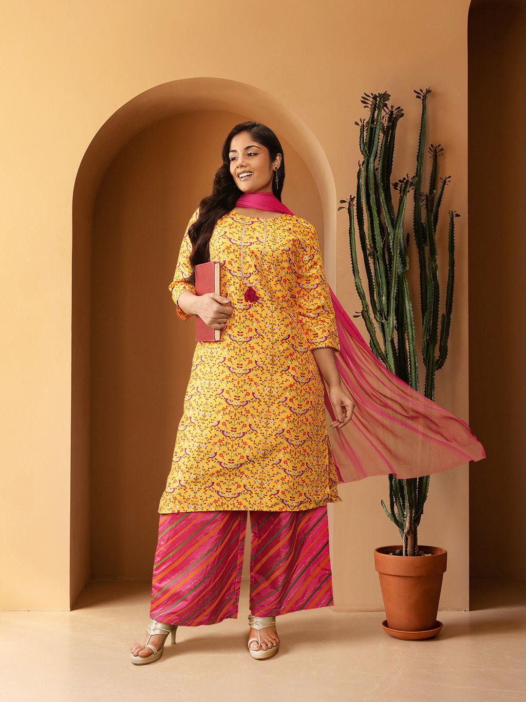 Sztori Plus Size Ethnic Motifs Printed Kurta with Palazzos & Dupatta - Distacart
