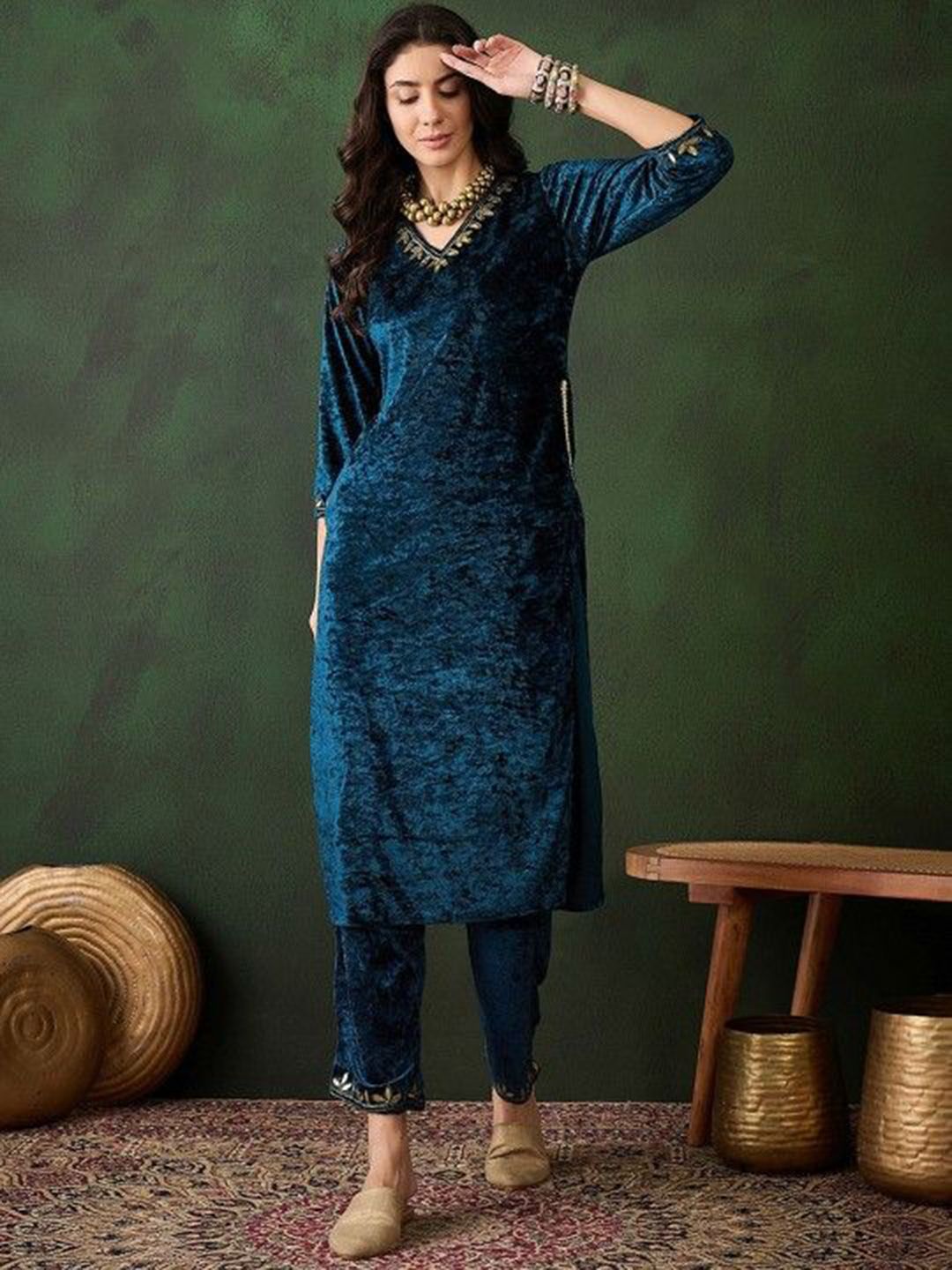Sangria Yoke Design Velvet Straight Kurta - Distacart