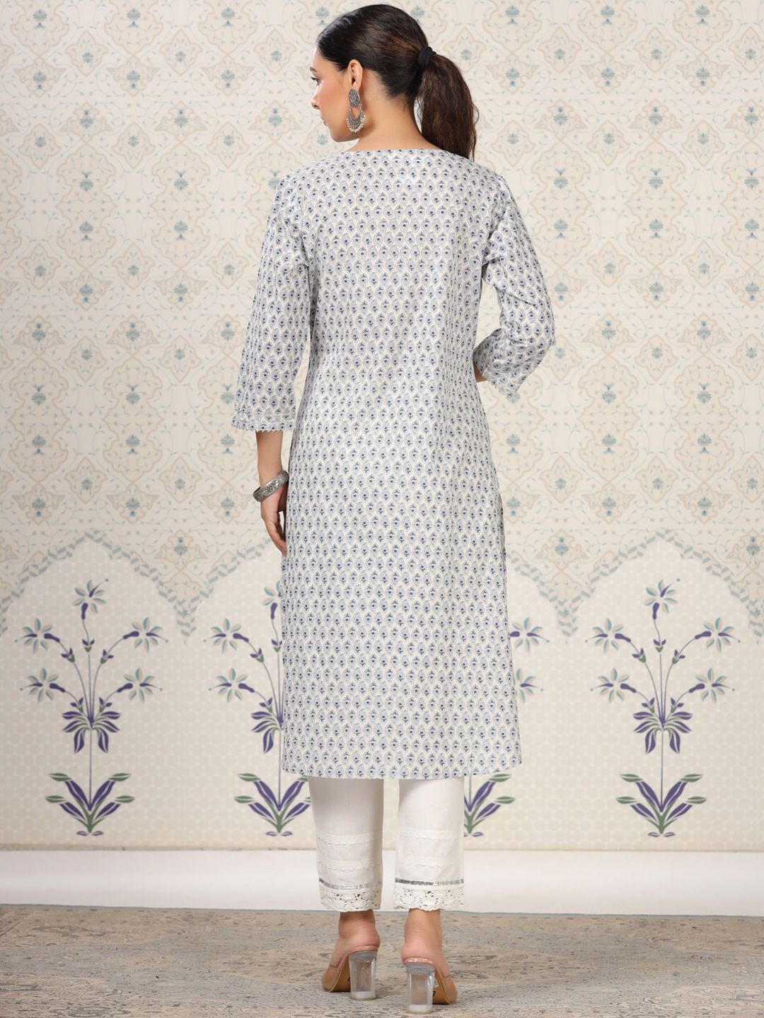 Ode by House of Pataudi Floral Printed Straight Pure Cotton Kurta - Distacart
