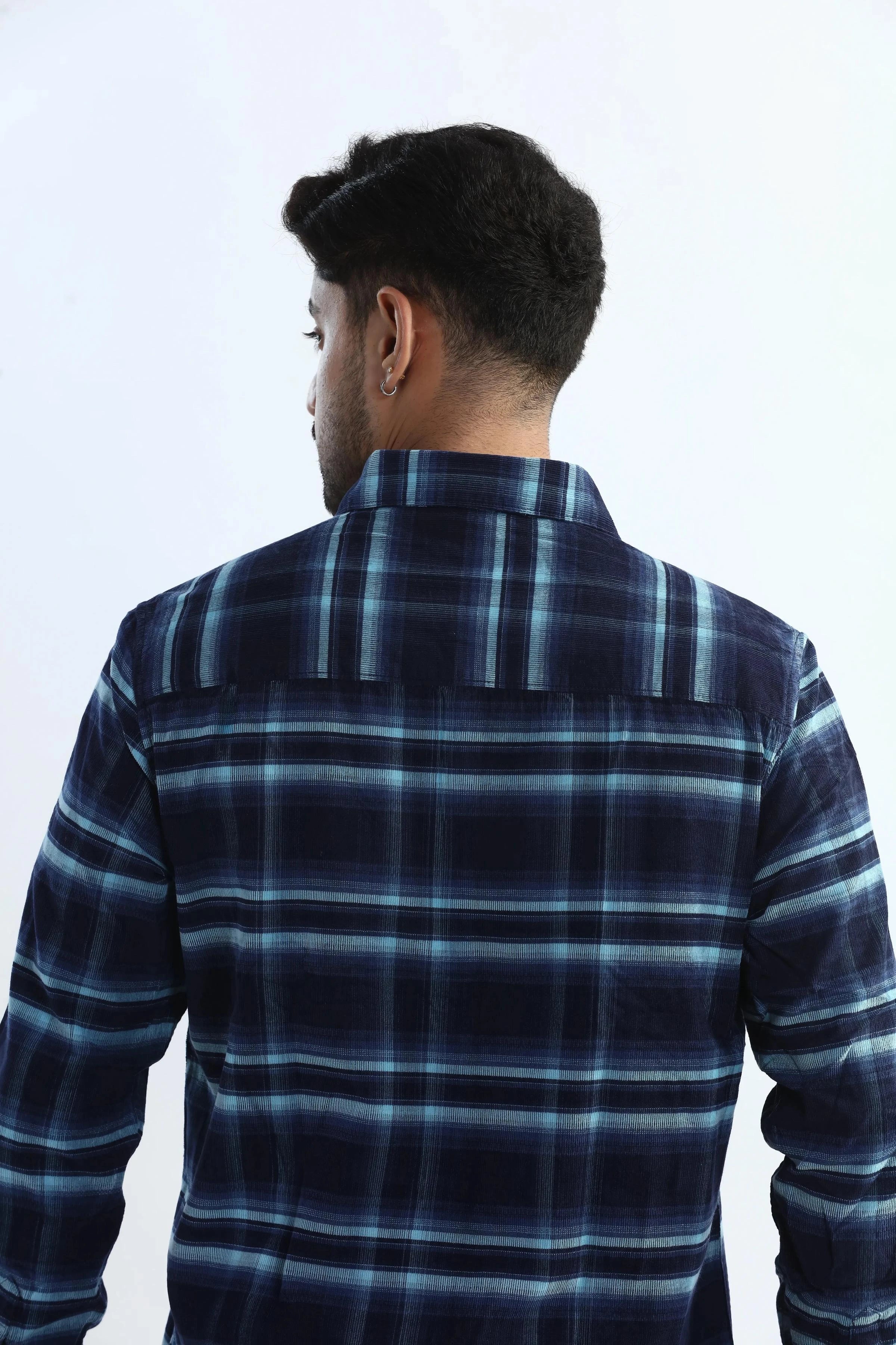 Xkind Men's Navy Blue Fine Corduroy Checks Regular Fit Shirt
