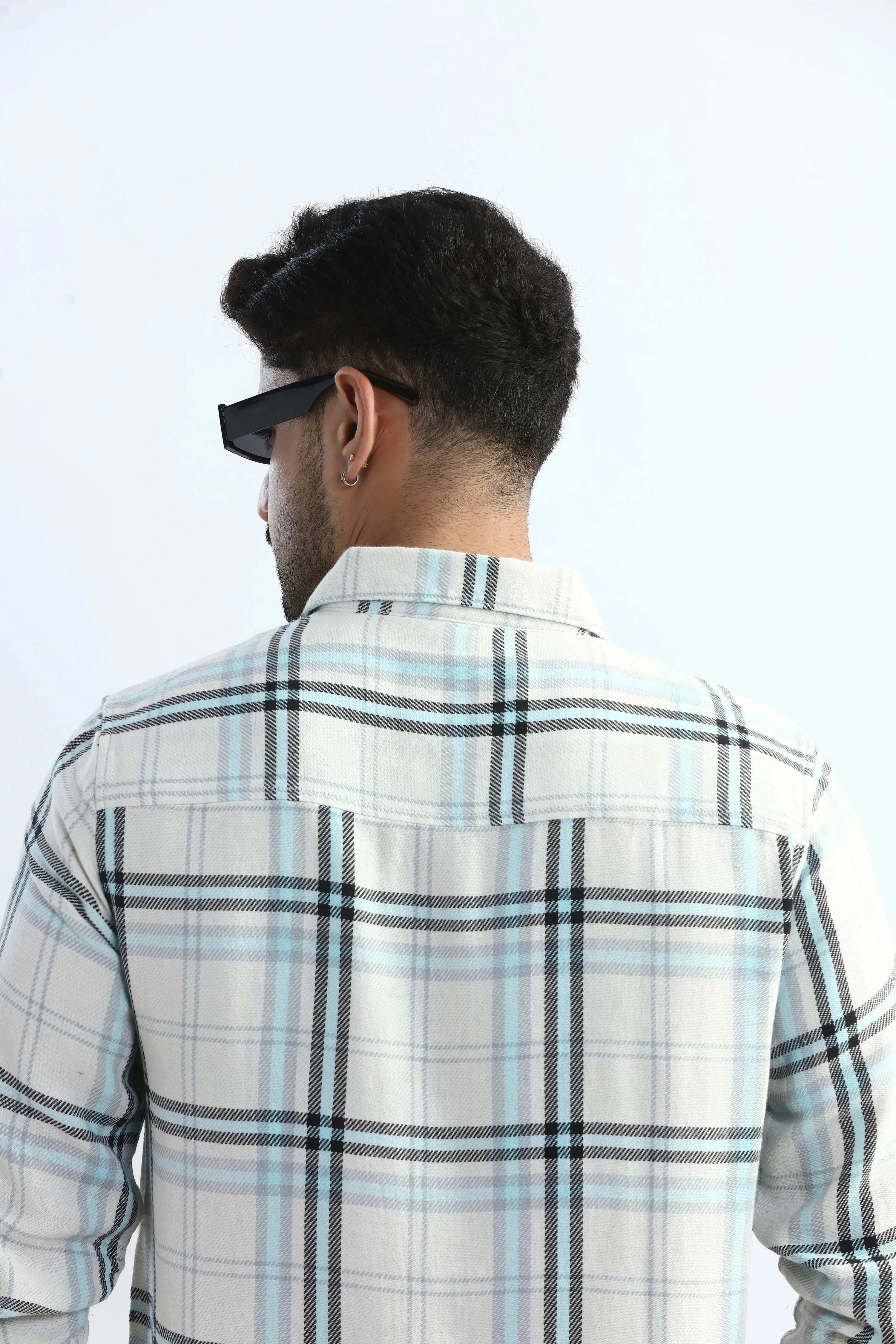 Xkind Blue Checks Regular Fit Shirt