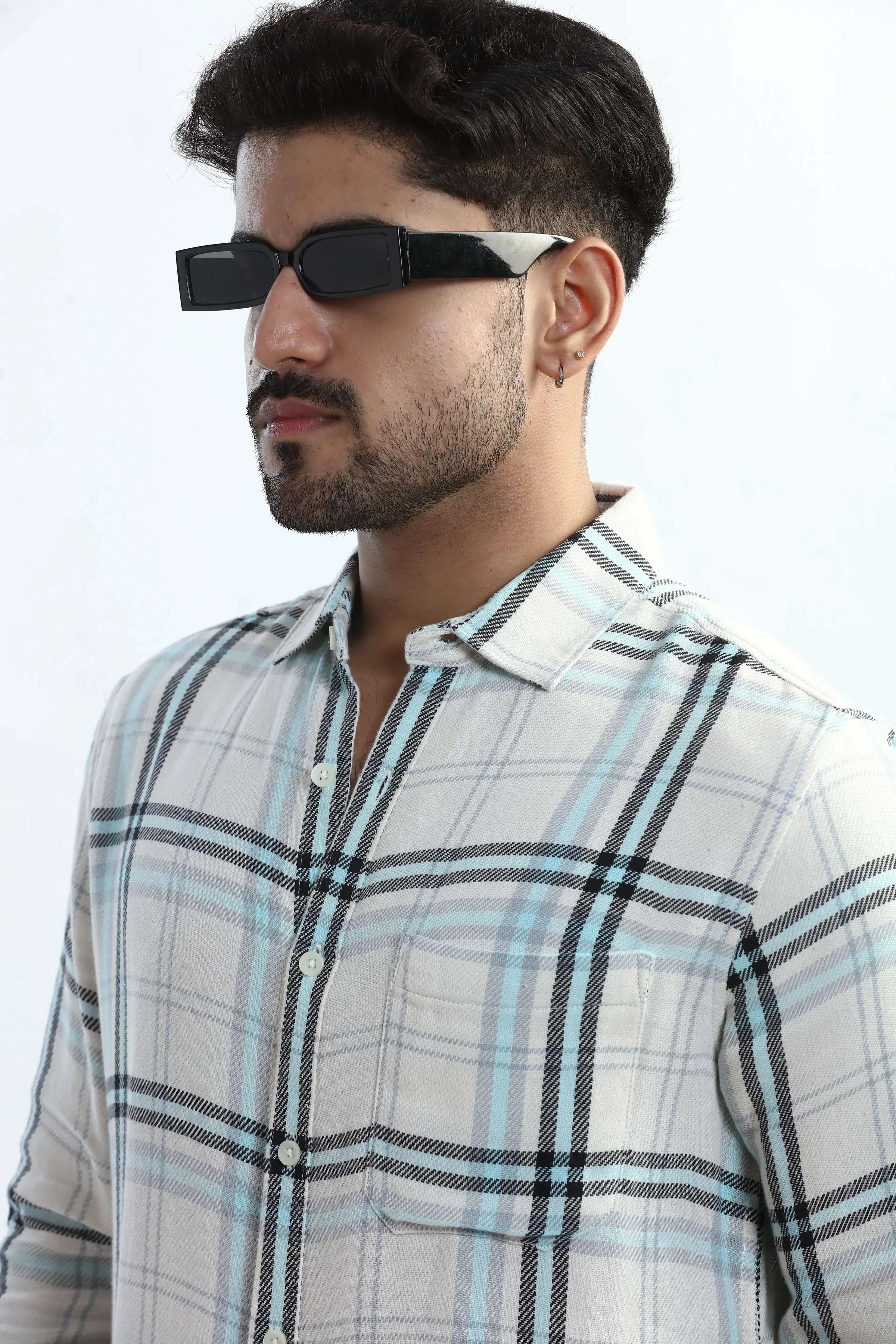 Xkind Blue Checks Regular Fit Shirt