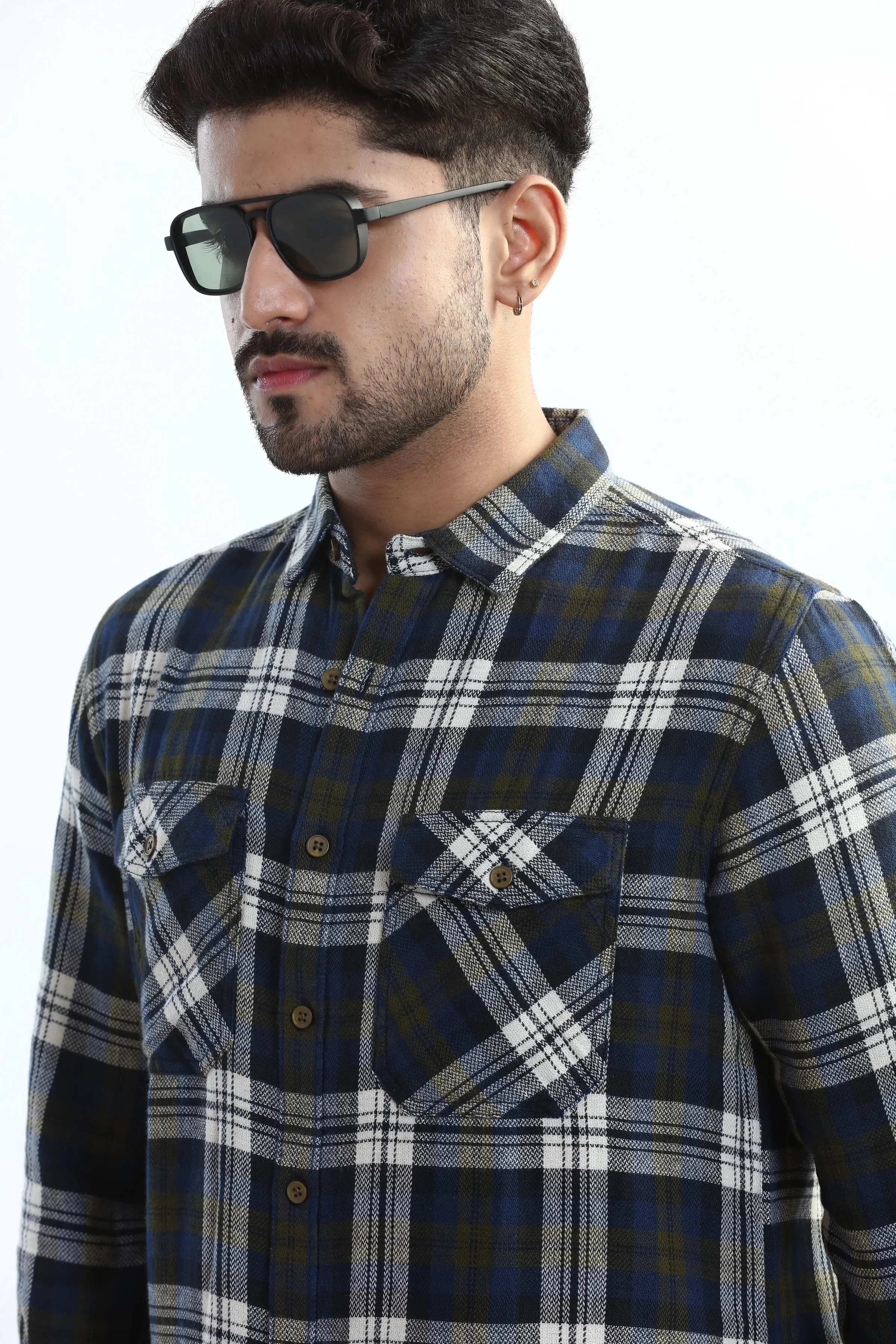 Xkind Men's Navy Blue Textured Checks Regular Fit Shirt