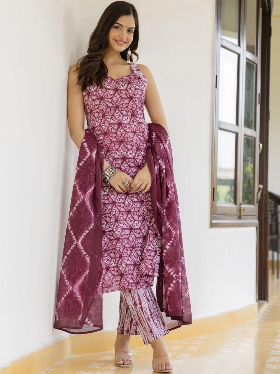 Anouk Geometric Printed Regular Pure Cotton Straight Kurta With Trousers & With Dupatta