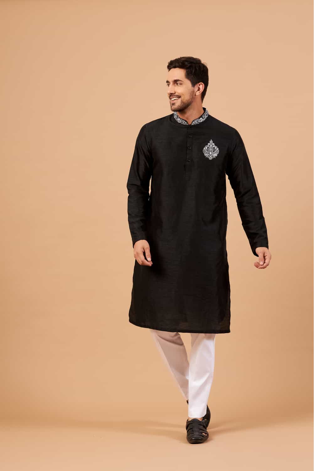 Amyr Traditional Embroidered Kurta by Hilo Design - Distacart