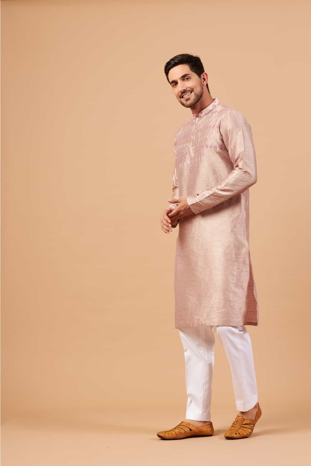 Florne Floral Geometric Embroidered Kurta by Hilo Design - Distacart