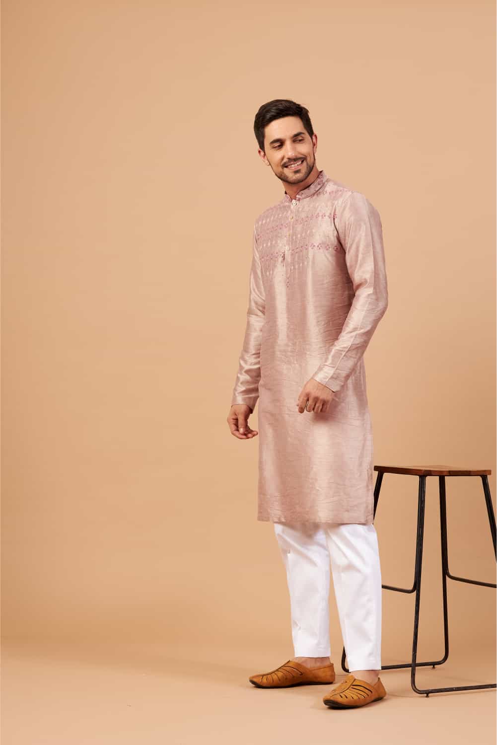 Florne Floral Geometric Embroidered Kurta by Hilo Design