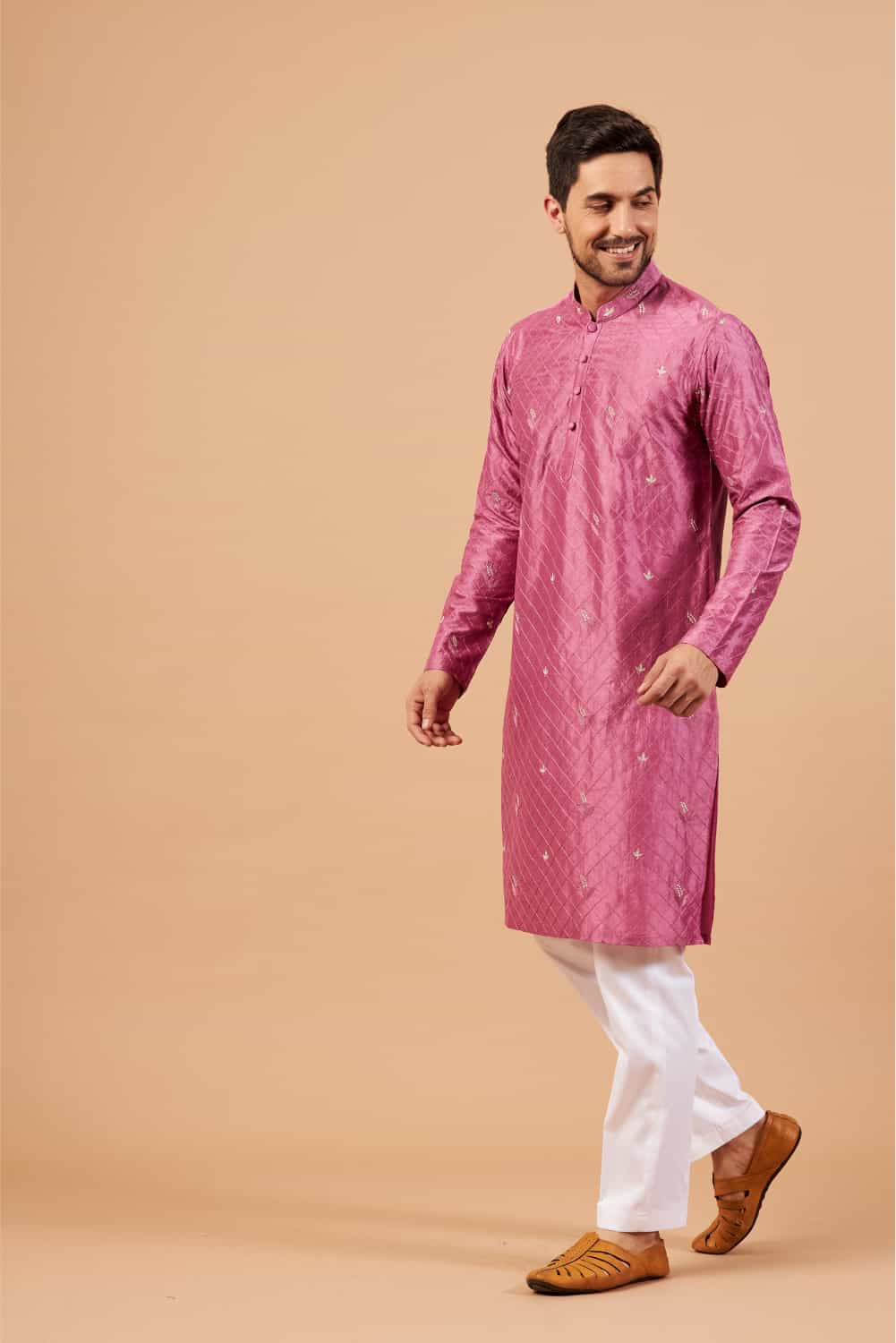Pumetric Leaf Embroidered Purple Kurta by Hilo Design - Distacart